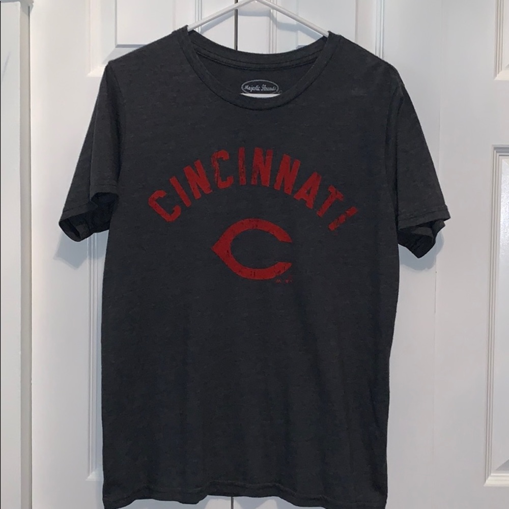 Cincinnati Reds T